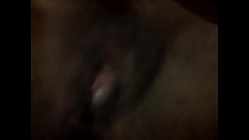 Preview 4 of Unexpected Sex In To Sister - Moreninha masturbando e gozando