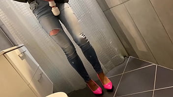 Preview 2 of Pragnent Xxx Vedio - Desperate Pee in my Jeans next he Pee on Me and on end give him BlowJob with Cum on me