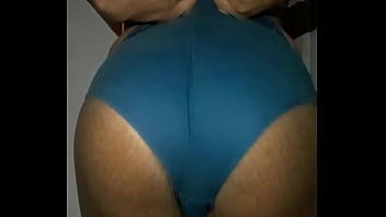 Preview 4 of British Dirty Scat Anal - Minha raba gulosa n&atilde_o cabe dentro da cueca