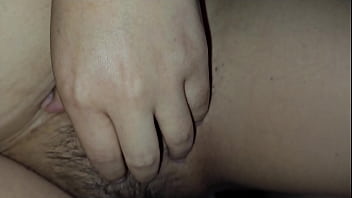 Preview 3 of German Celbrity - Una raspadita antes de penetrarla