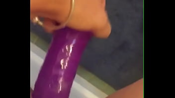 Preview 4 of Photo Bhabhi - Bucetinha sendo arrombada