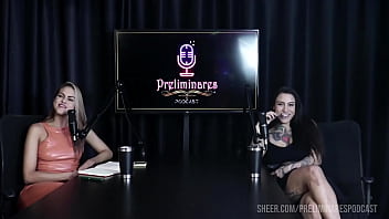 Preview 4 of Lin Anna - MELHORES MOMENTOS DA LEXI MALLET NO PRELIMINARES PODCAST COM BIA HOT - PARTE 3 (WATCH ON: SHEER/RED)