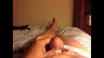 Preview 4 of Cum On Her Lipst - ejac petite queue