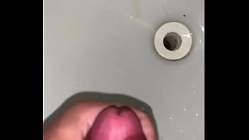 Preview 4 of Bf Cock Flash - Punheta em c&acirc_mera lenta de Lucas Santana