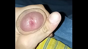 Preview 2 of Bulu Xxx Bdo - Batendo uma punheta de madrugada at&eacute_ gozar