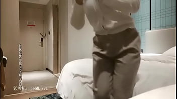 Preview 1 of Dale Brady - 文轩探花性感透明吊带装少妇无套爆插到床上内射抱着操给力 高清源码录制