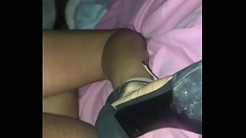 Preview 1 of Nasty Gloryhole Whore - La perrita de mi esposa se hace 2 colitas en el cabelli