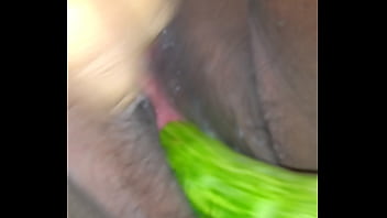 Preview 3 of Bhomika Telugu - Metendo fundo abobrinha no bucet&atilde_o,  Aguentei facil,  bem grosso do jeito q eu gosto!!!