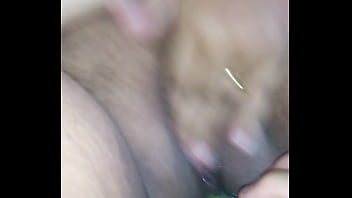 Preview 4 of Bhomika Telugu - Metendo fundo abobrinha no bucet&atilde_o,  Aguentei facil,  bem grosso do jeito q eu gosto!!!