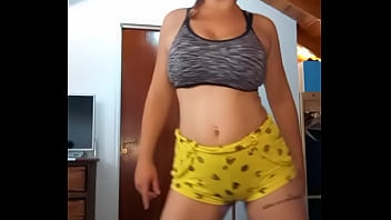 Preview 2 of Butt Fails - EriKa liparrelli baila y se le marca toda la concha