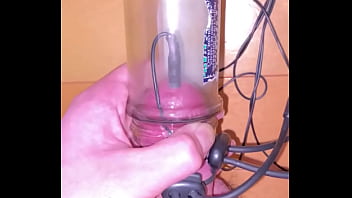 Preview 1 of One Chut And Three Lund Xnxx - ビンに射精
