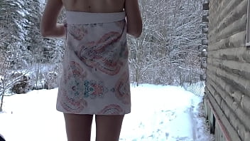 Preview 1 of Bakra Aur Girl Sex - Outdoor Towel Drop