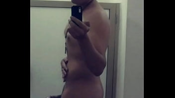 Preview 1 of Cute Girl Big Round Tits - Desnudo para ti