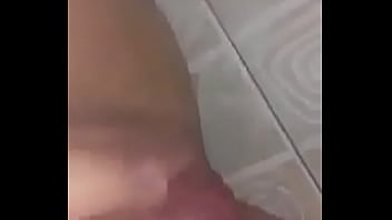 Preview 4 of Babette Blue Gangbang Porn - Novinha cheia de tes&atilde_o
