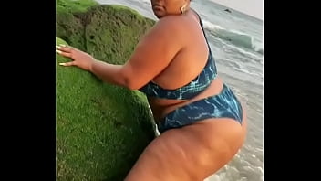 Preview 4 of Thief Diamond In Ass Hole - LIZZO SEXY INSTAGRAM VIDEOS 2