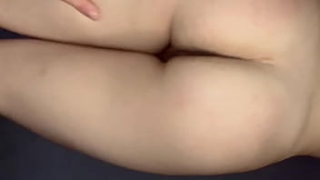 Preview 2 of Wet Xxporn Video - Junge Latina fickt Kumpel von ihrem Verlobten
