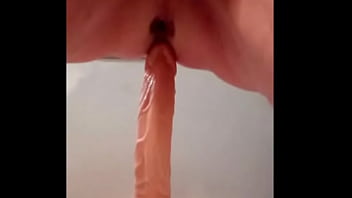 Preview 2 of Lana Xxx Vidio Fuking - comment se prendre un gode de 18 cm