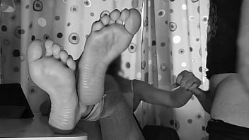Preview 1 of Jess Pretty Pron Video - My Wrinkled Soles Are In Front Of Your Face While I&#039_m Giving Another Guy A Blowjob