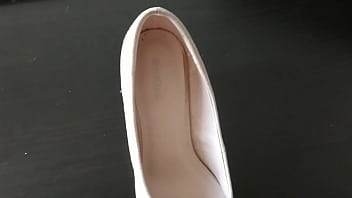Preview 1 of Xxi Com Porn - Fucking and cumming into Wife&#039_s  suede pumps