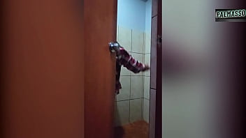 Preview 2 of Xxxsunny Levon Video - Me encontr&eacute_ en la calle con una madura que conoc&iacute_ en una bodega,  para romperle el culo hasta que me ensucie la verga de caca.