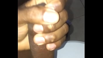 Preview 1 of Petite Nj Thot - Pauzudo qer punheta