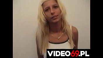 Preview 1 of 9hab Maroc 9hab Marrakech Sex - Polskie porno - Siostra kolegi robi mi loda