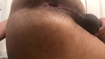 Preview 1 of Comendo A Entiada Dopada - Stretching my tight bussy