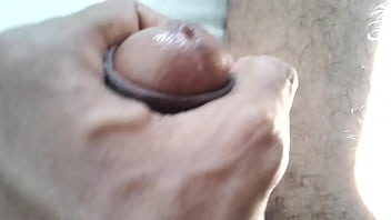 Preview 2 of Hard Mp3 - Masturba&ccedil_&atilde_o de pau com piercing