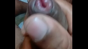 Preview 3 of Flaca De Buena Colita Desnuda - Pr&iacute_ncipe carioca se masturbando