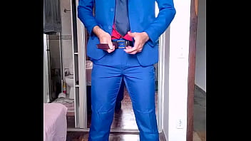 Preview 1 of Fuking Mami - After Work Taking Off my Suit,  Socks and Shoes