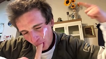 Preview 3 of Japanese Nanny Blows Son - Fetisch mit W&uuml_rstel,  M&ouml_hre und Cum