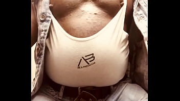 Preview 3 of Majdur Ladki Ko Choda - Black Tits &amp_ Musclegut