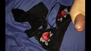 Preview 4 of Xxxnn Videos - Cumming on my little underwear