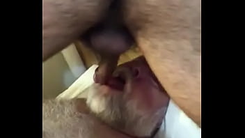 Preview 4 of Lockdown Girl Fucked By Polic - Amigo gringo mamando