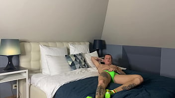 Preview 1 of Sex Tehranian - Sweet cumshot from handjob Falcon Al