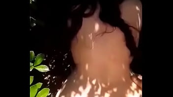 Preview 3 of Maria Axuliadora - Disfrutando de la naturaleza