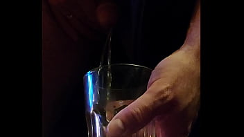 Preview 2 of Vdodesi Fok - Pissing and drinking it