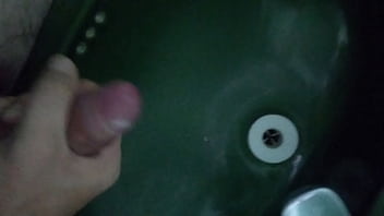 Preview 3 of Lattin Vergin Twosome - Uma gozada para minhas amigas