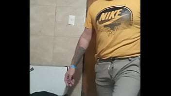 Preview 1 of Hindi Da Dabbed - mostrando mi cola,  1125351178 zona oeste