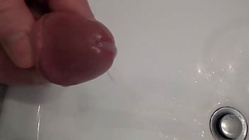 Preview 4 of Sunny Leone Fucking Hardly - Pisser en bandant
