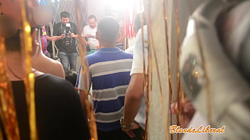 Preview 1 of Indaisex - BlondeLiberal - Bastidores de carnavais com muito sexo e putaria - Nego Catra - Darlene Amaro - Marcos Sampaio - Em co-produ&ccedil_&atilde_o com HardBrazil- Trailer