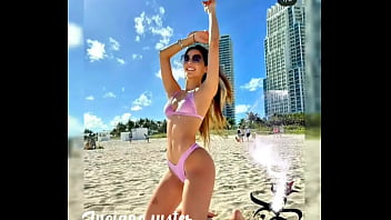 Preview 1 of Johnsaina Znxx - Luciana fuster hermosa en guerra