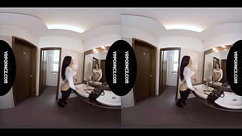 Preview 2 of Rocco Jasmine Rose - VR - Meeting in bathroom