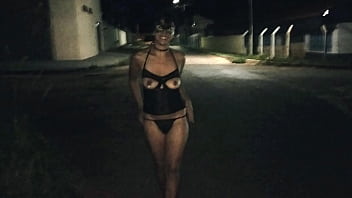 Preview 1 of Aj Groop - Ksal RaposaSexy: Minha esposa e eu transando pelas ruas da cidade.