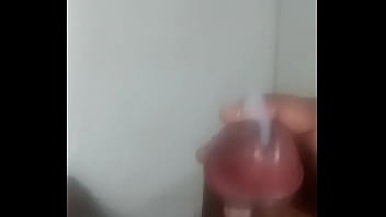 Preview 4 of Nepali Mum Son Sex - Eu gozando no banheiro