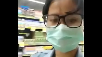 Preview 1 of Akira Sailor - Muestro mis tetas en el super mercado