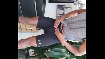 Preview 2 of Maya Karin Seks Com - Deshawn&#039_s juicy booty