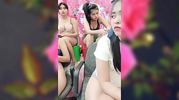 Preview 2 of Warm Each Other - Bokep Live Bersama Tinggal Pilih