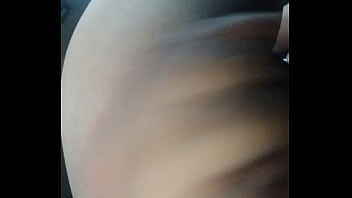 Preview 3 of Hard Thoat - Dedeandola en el carro y oral