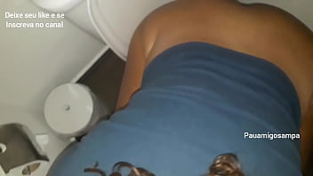 Preview 3 of Dangdut Bugis - N&atilde_o consegui esperar a safada sair do banheiro e comi l&aacute_ mesmo (Angel Davila Bbb)